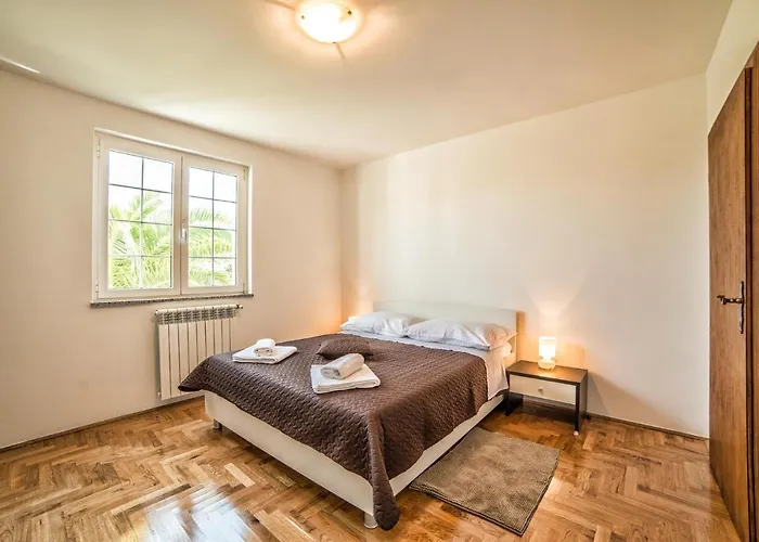 Ori 게스트하우스 풀라