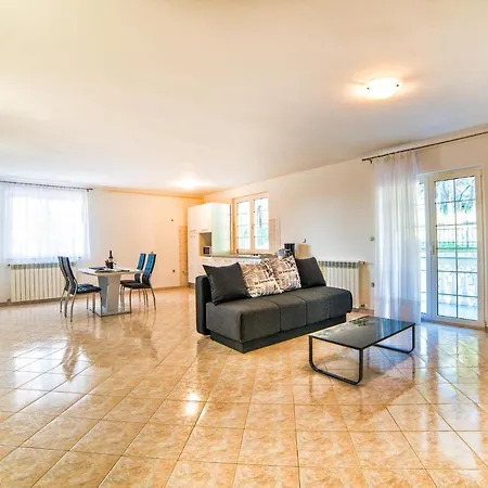 Ori Гостевой дом Пула