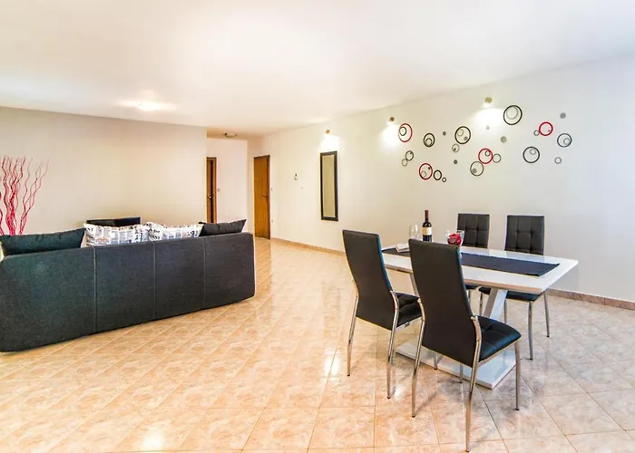 Affittacamere Ori 3*