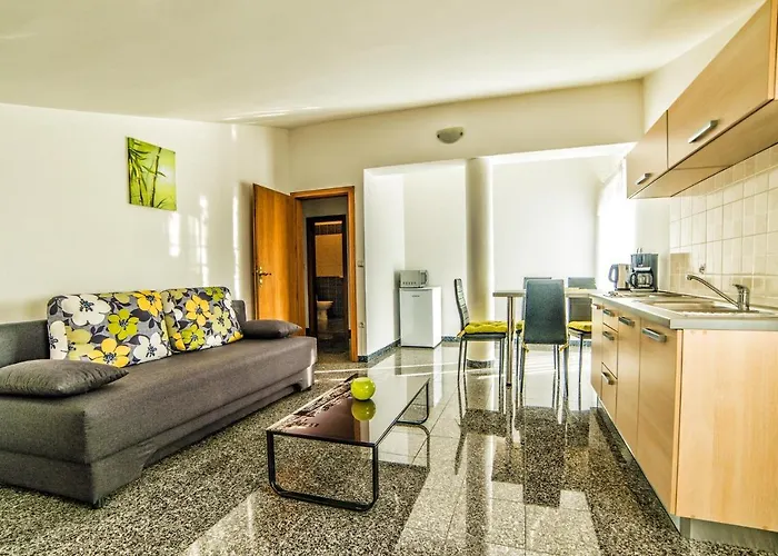 Affittacamere Ori 3*