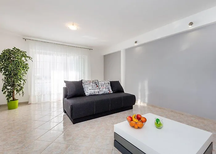 Affittacamere Ori 3*